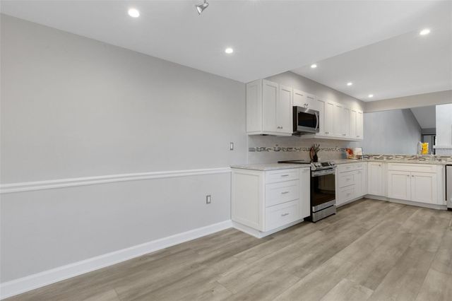 4418 LA JOLLA DRIVE, Bradenton, FL 34210