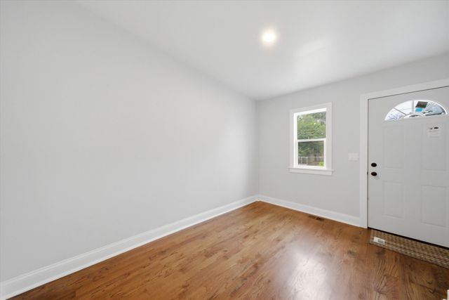 852 N Trumbull Avenue, Chicago, IL 60651