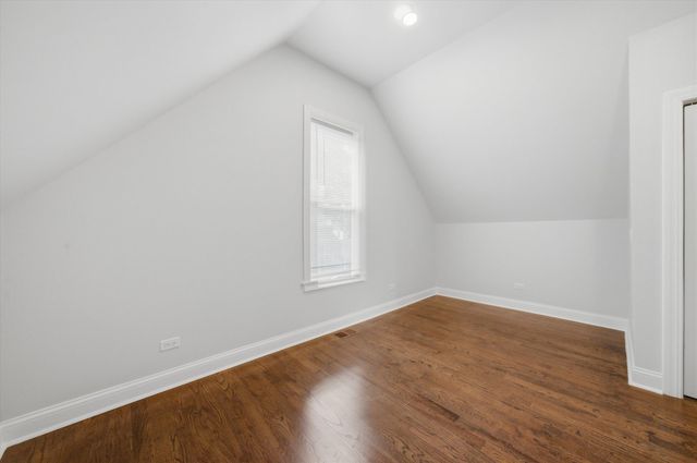 852 N Trumbull Avenue, Chicago, IL 60651