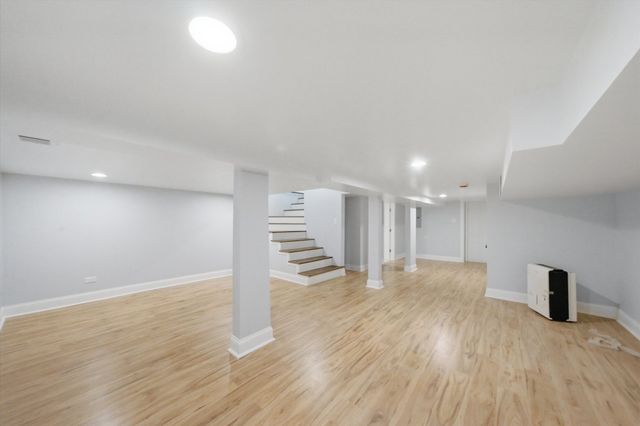 852 N Trumbull Avenue, Chicago, IL 60651