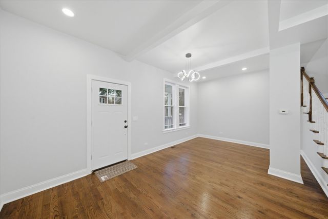 852 N Trumbull Avenue, Chicago, IL 60651