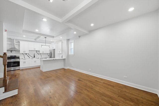 852 N Trumbull Avenue, Chicago, IL 60651