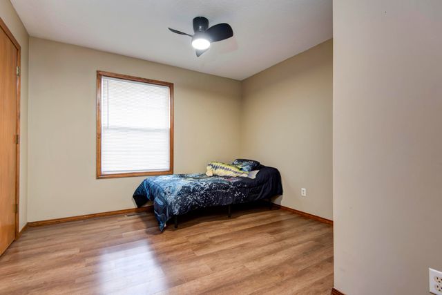 560 South Avenue, Sparta, MO 65753