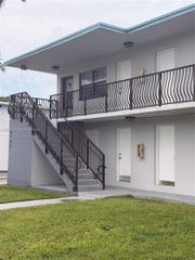6780 SW 44th Street 1, Miami, FL 33155