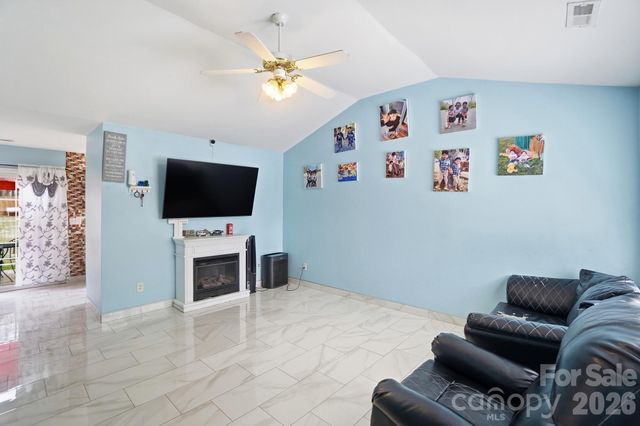 5743 Justins Forest Drive, Charlotte, NC 28212