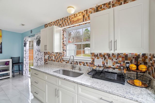 5743 Justins Forest Drive, Charlotte, NC 28212