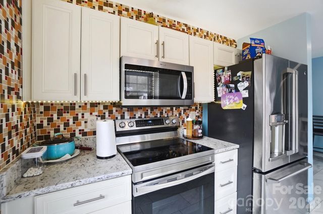 5743 Justins Forest Drive, Charlotte, NC 28212