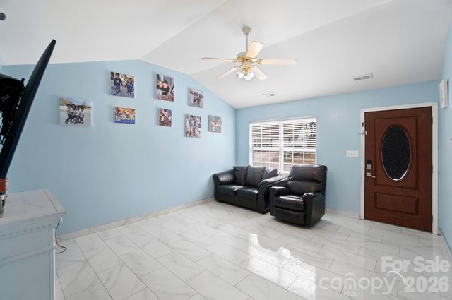 5743 Justins Forest Drive, Charlotte, NC 28212