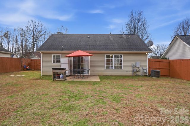 5743 Justins Forest Drive, Charlotte, NC 28212