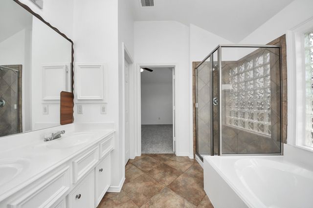 15 Palm Desert Drive, Manvel, TX 77578