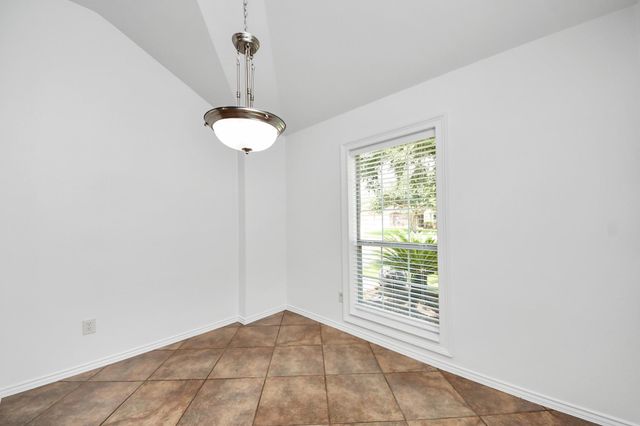 15 Palm Desert Drive, Manvel, TX 77578