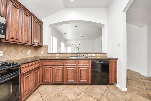 15 Palm Desert Drive, Manvel, TX 77578
