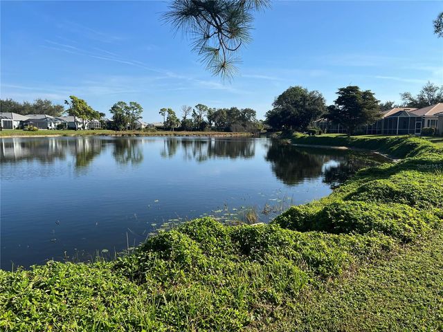 858 TARTAN DRIVE 858, Venice, FL 34293