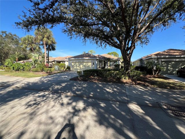 858 TARTAN DRIVE 858, Venice, FL 34293