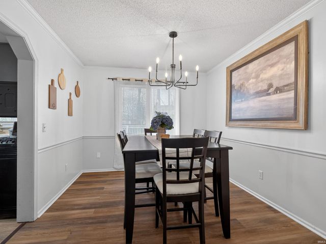 6216 Hunter Wood Drive, Fort Wayne, IN 46815