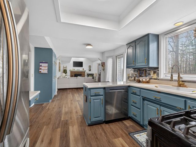 6216 Hunter Wood Drive, Fort Wayne, IN 46815