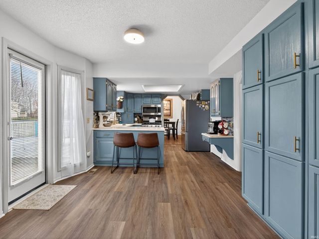 6216 Hunter Wood Drive, Fort Wayne, IN 46815