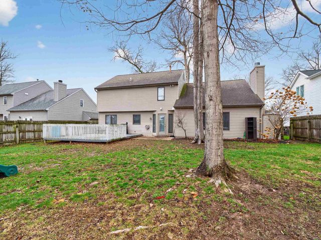 6216 Hunter Wood Drive, Fort Wayne, IN 46815