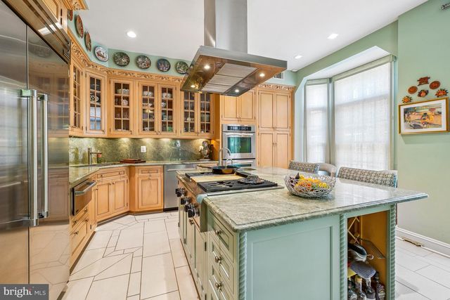 4828 MONTGOMERY LN, Bethesda, MD 20814
