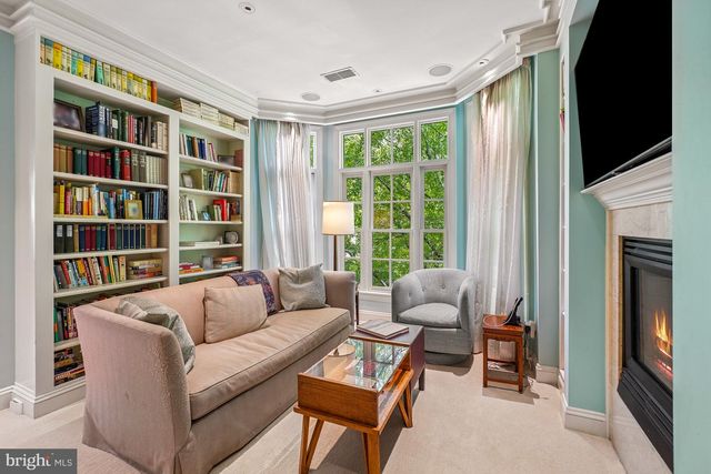 4828 MONTGOMERY LN, Bethesda, MD 20814
