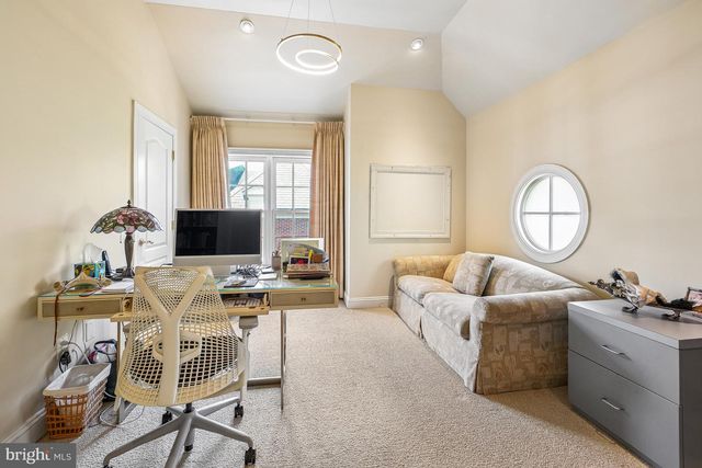 4828 MONTGOMERY LN, Bethesda, MD 20814