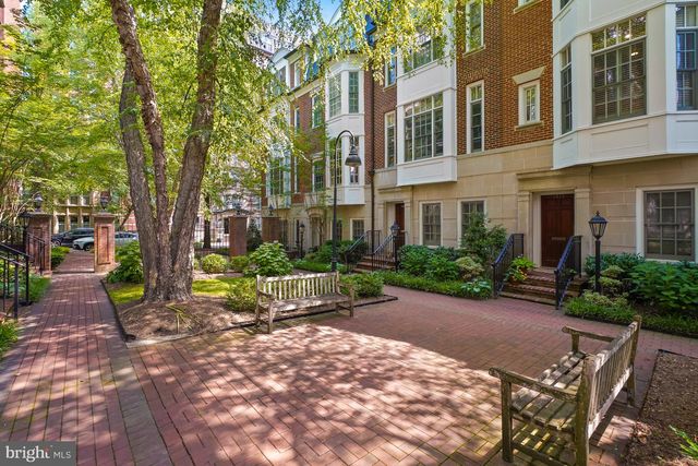 4828 MONTGOMERY LN, Bethesda, MD 20814