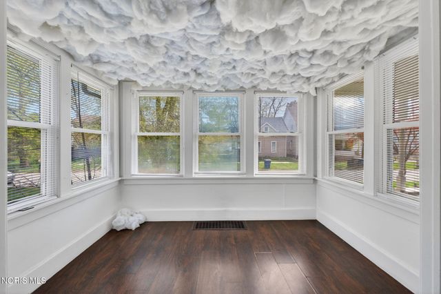 2538 Foraker Avenue, Toledo, OH 43609