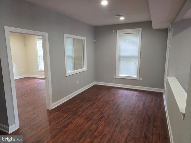123 E MAIN ST, Wrightstown, NJ 08562
