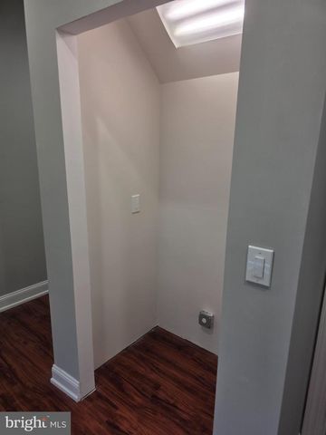 123 E MAIN ST, Wrightstown, NJ 08562