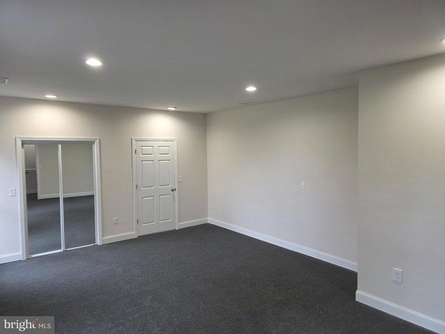 123 E MAIN ST, Wrightstown, NJ 08562