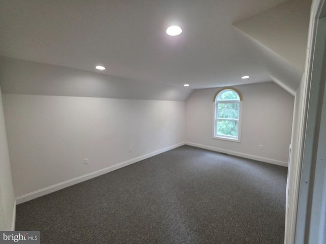123 E MAIN ST, Wrightstown, NJ 08562