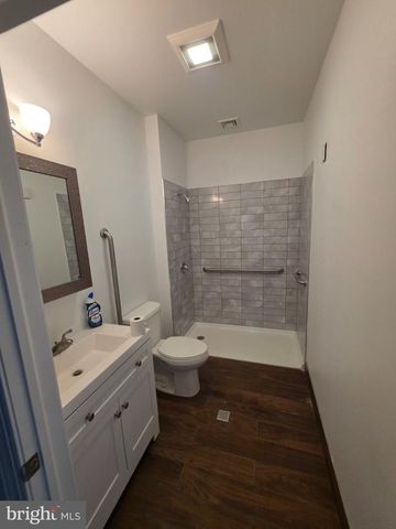 123 E MAIN ST, Wrightstown, NJ 08562