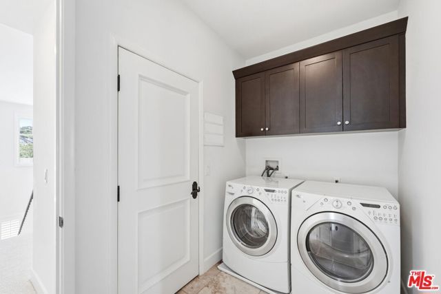 13079 Bluff Creek Drive, Los Angeles, CA 90094