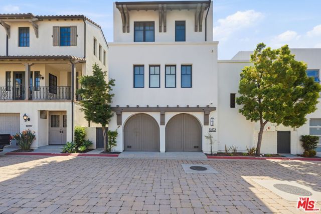 13079 Bluff Creek Drive, Los Angeles, CA 90094