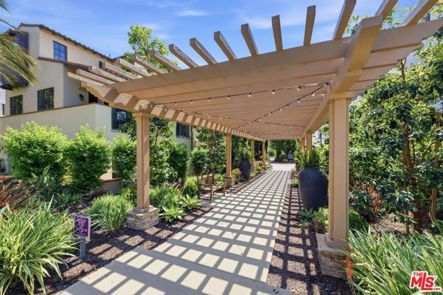 13079 Bluff Creek Drive, Los Angeles, CA 90094