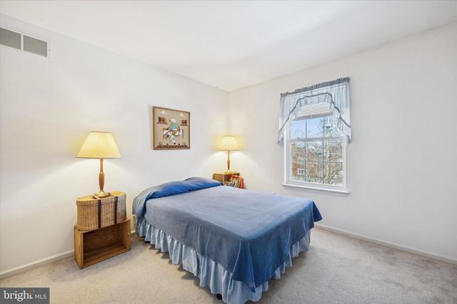 132 BARTLETT CT, Telford, PA 18969