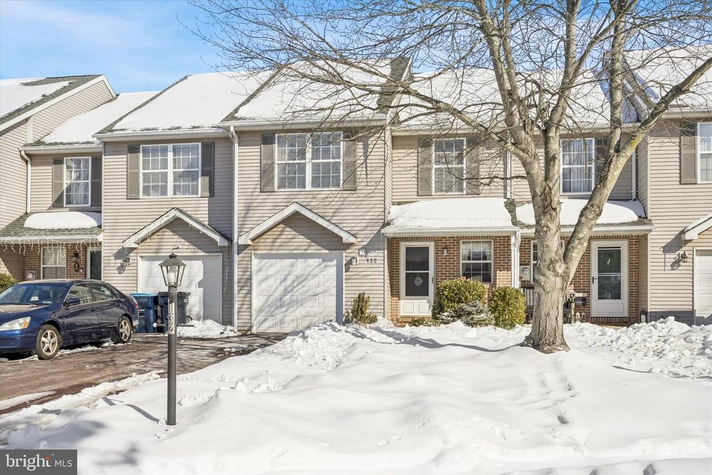132 BARTLETT CT, Telford, PA 18969