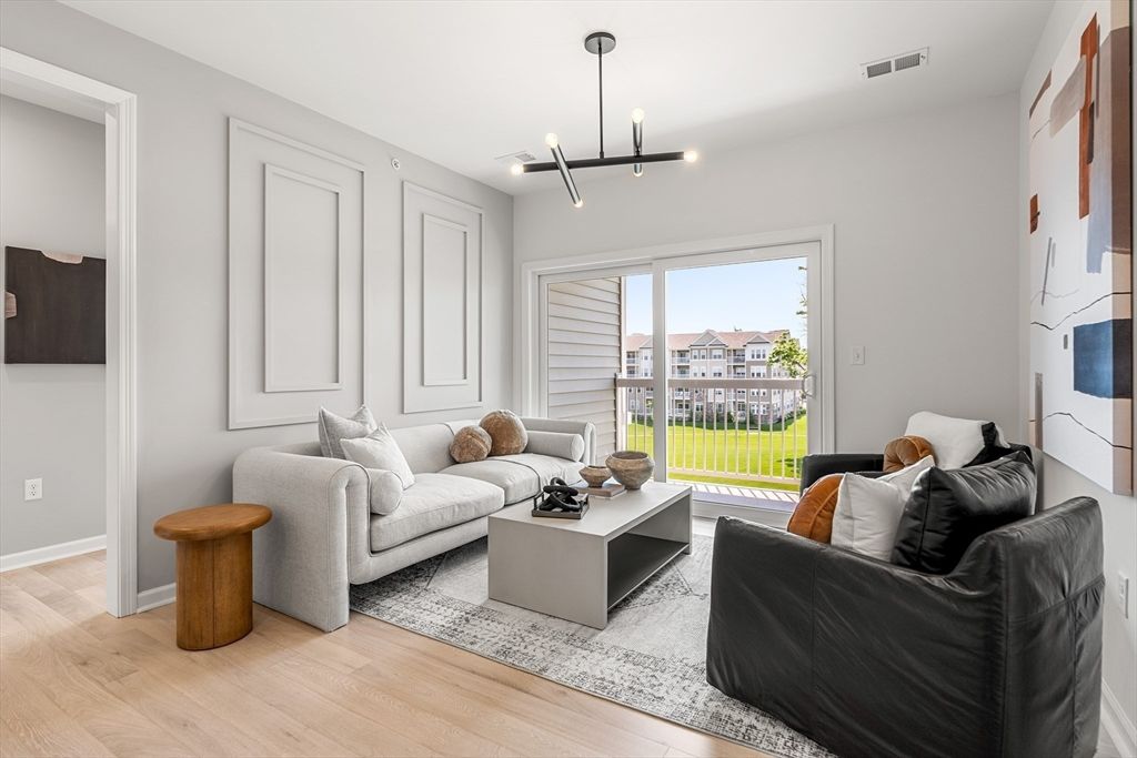 399 Neponset 411, Canton, MA 02021