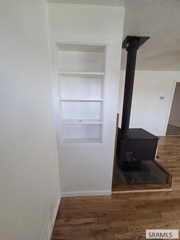 245 Monterey Drive, Idaho Falls, ID 83402