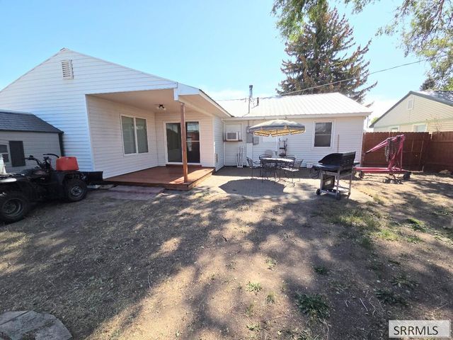 245 Monterey Drive, Idaho Falls, ID 83402