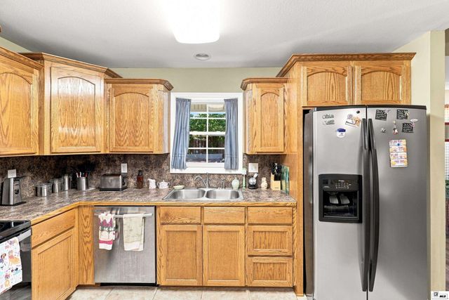212 HEDGE HILL DRIVE, Calhoun, LA 71225
