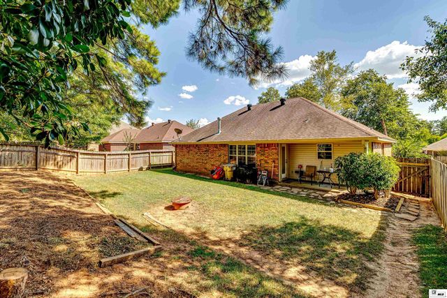 212 HEDGE HILL DRIVE, Calhoun, LA 71225