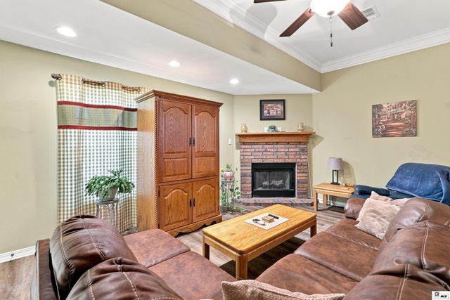 212 HEDGE HILL DRIVE, Calhoun, LA 71225
