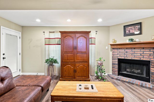 212 HEDGE HILL DRIVE, Calhoun, LA 71225
