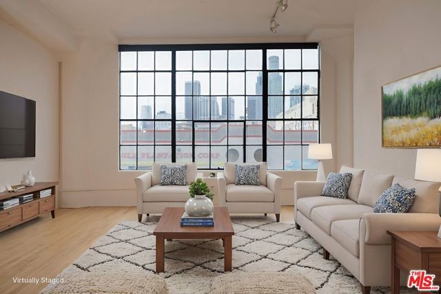 420 S San Pedro Street 210, Los Angeles, CA 90013