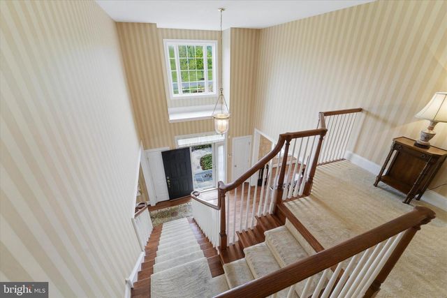 590 FARMDALE CIR, Blue Bell, PA 19422