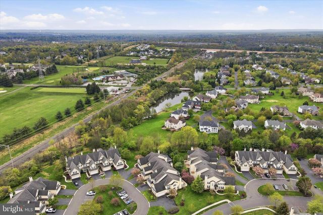 590 FARMDALE CIR, Blue Bell, PA 19422