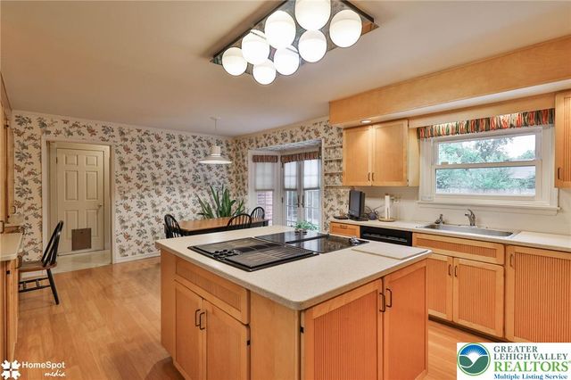 926 North Arch Street, Allentown City, PA 18104