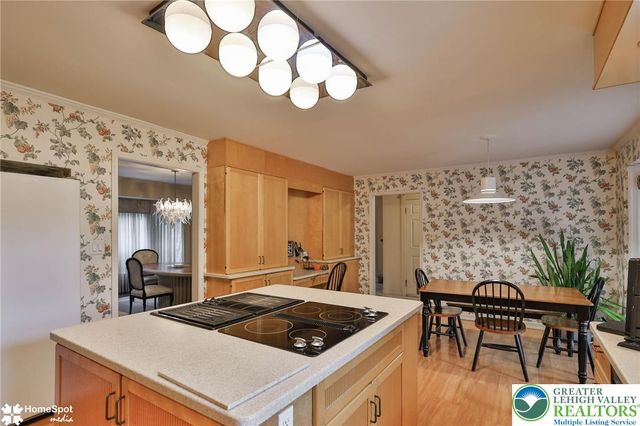 926 North Arch Street, Allentown City, PA 18104
