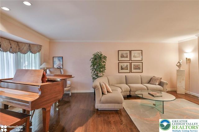 926 North Arch Street, Allentown City, PA 18104